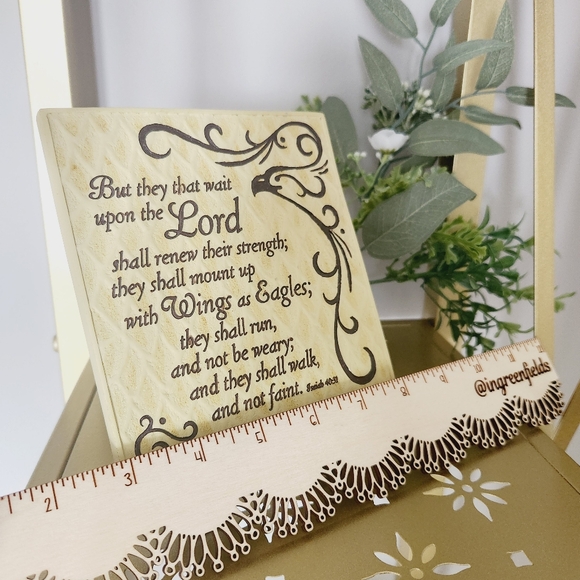 Plaque - Bible verse art Isaiah 40:31 textured sign with metal stand home decor - Picture 8 of 9